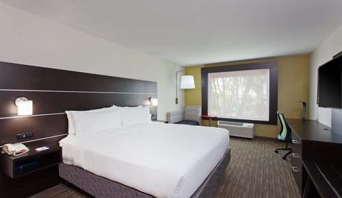 Standard Room, 1 King Bed