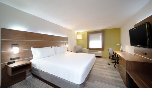 Standard Room, 1 King Bed