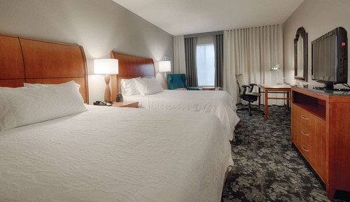 Room, 2 Queen Beds (Drinks & Snacks)