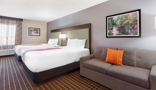 Executive Room, 2 Queen Beds, Non Smoking