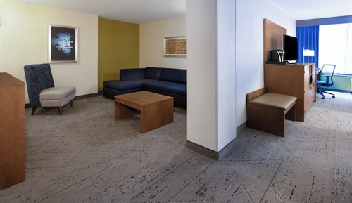 Suite, 2 Queen Beds, Non Smoking