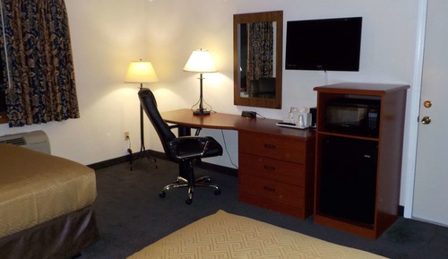 Standard Room, 2 Double Beds, Non Smoking, Refrigerator & Microwave