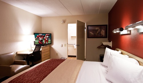 Superior Room, 1 King Bed, Accessible (Smoke Free)