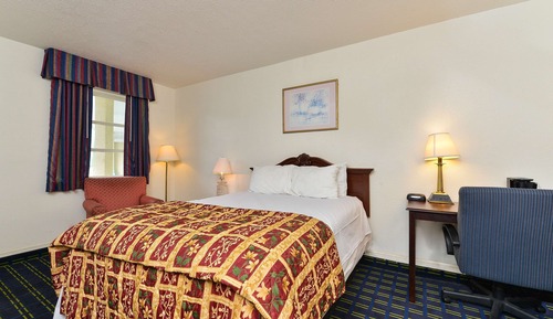 Room, 1 Queen Bed, Smoking