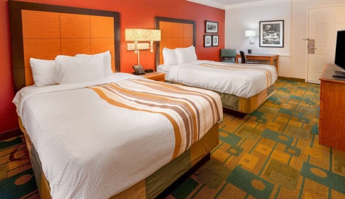 Room, 2 Double Beds, Accessible, Non Smoking (Mobility, Bathtub w/grab bars)