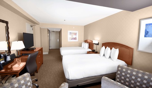Room, 2 Double Beds (Skyline View)