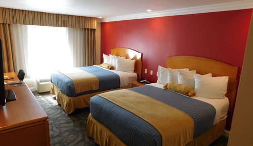 Standard Room, 2 Queen Beds, Non Smoking, Refrigerator