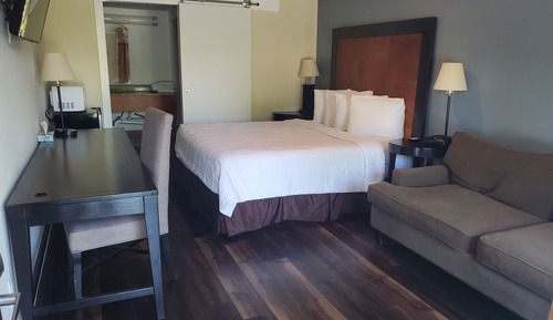Standard Room, 1 King Bed