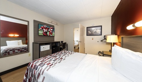 Deluxe Room, 1 King Bed, Non Smoking