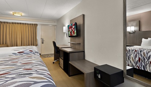 Standard Single Room, 2 Double Beds (Smoke Free)