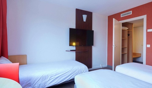 Standard Room, 3 Twin Beds
