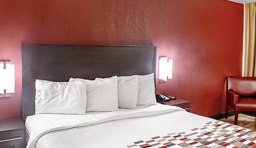 Superior Room, 1 King Bed (Jetted Tub, Smoke Free)