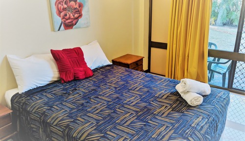 2 Bedroom Corporate Unit, Garden View