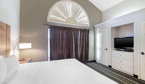 Suite, 1 King Bed, Non Smoking, Jetted Tub