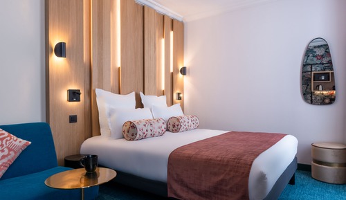 Room (Cozy)