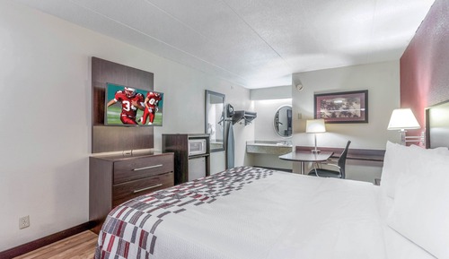 Superior Room, 1 King Bed, Smoking
