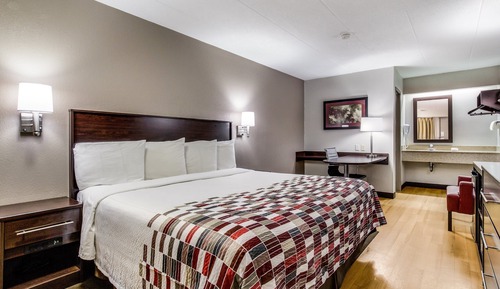 Superior Room, 1 King Bed (Smoke Free)