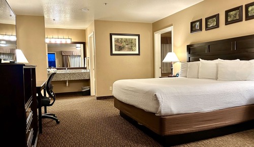 Suite, Multiple Beds, Non Smoking, Refrigerator & Microwave