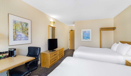 Room, 2 Queen Beds, Non Smoking