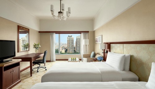 Deluxe Room, 2 Twin Beds, City View