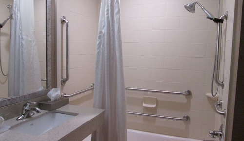 Room, 1 King Bed, Accessible, Non Smoking (Hearing/Mobility, Accessible Tub)