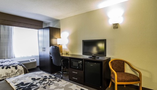 Standard Room, 2 Queen Beds, Non Smoking