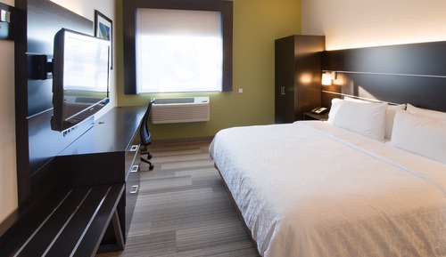 Standard Room, 1 King Bed, Accessible (Communications, Accessible Tub)