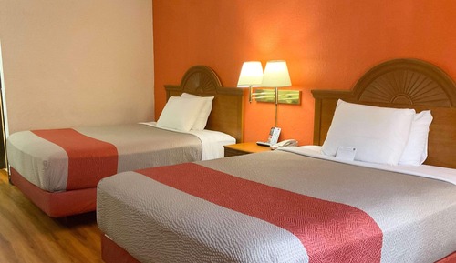 Standard Room, 2 Queen Beds, Non Smoking