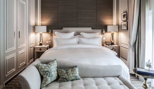 Premier Room