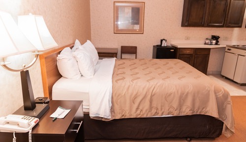 Standard Room, 1 King Bed, Non Smoking