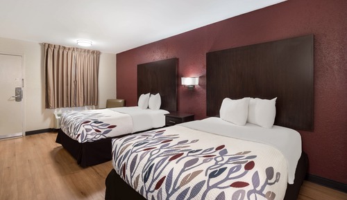 Deluxe Room, 2 Double Beds, Smoking
