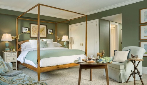 Room (Collection King w/ sofabed)