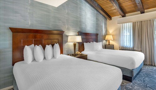Standard Room, 2 Queen Beds, Refrigerator, Courtyard Area