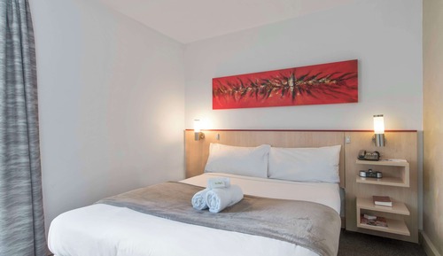 One Bedroom Apartment	