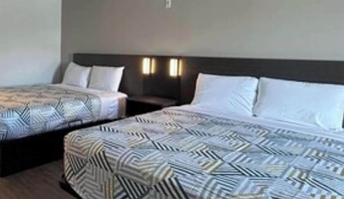Standard Room, 2 Queen Beds, Non Smoking