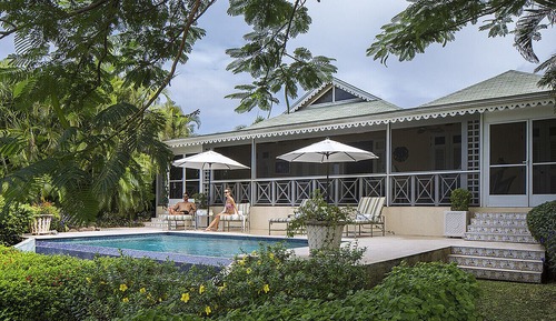 Three Bedroom Palm Grove Residence with Plunge Pool