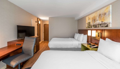 Deluxe Room, 2 Queen Beds, Refrigerator, Ground Floor