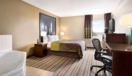 Deluxe Suite, 1 King Bed, Non Smoking