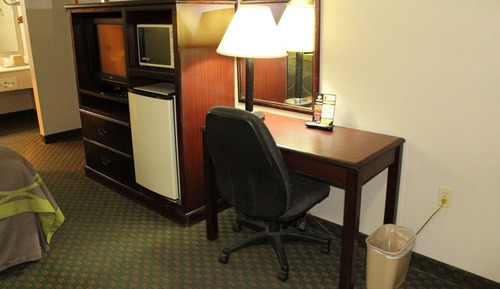 Suite, 1 King Bed, Non Smoking (2nd floor)