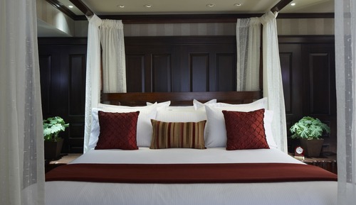 Suite, 1 King Bed (Eau de Vie)