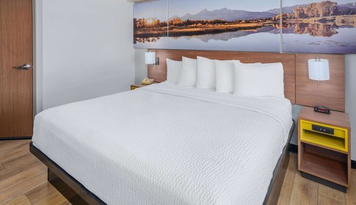 Room, 1 King Bed, Accessible, Non Smoking
