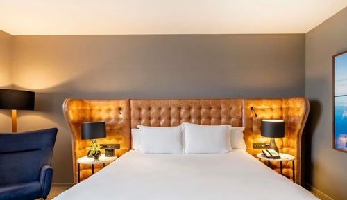 Premium Executive Room, 1 King Bed, Bathtub, Club Lounge Access
