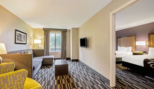 Suite, 2 Queen Beds, Non Smoking