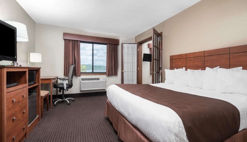 Studio Suite, 1 King Bed, Non Smoking