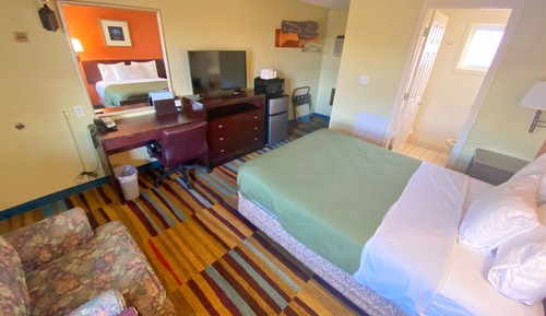 Standard Room, 1 Queen Bed, Smoking