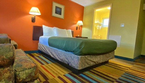 Standard Room, 1 Queen Bed, Non Smoking