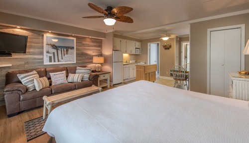 Studio Suite, 1 Queen Bed (Studio)