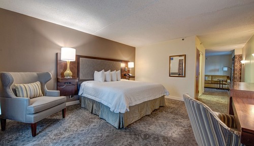 One King Bed, Non-Smoking