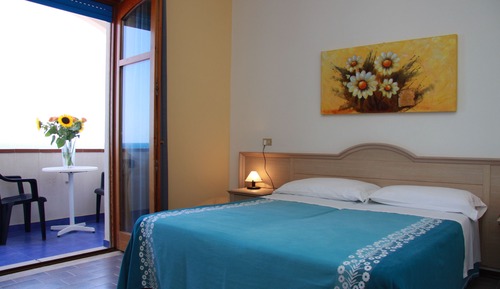 Panoramic Double or Twin Room, Bathtub, Oceanfront