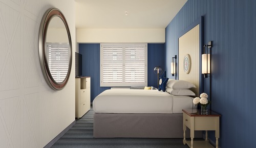Courtyard, 1 Queen Bed (Interior)
